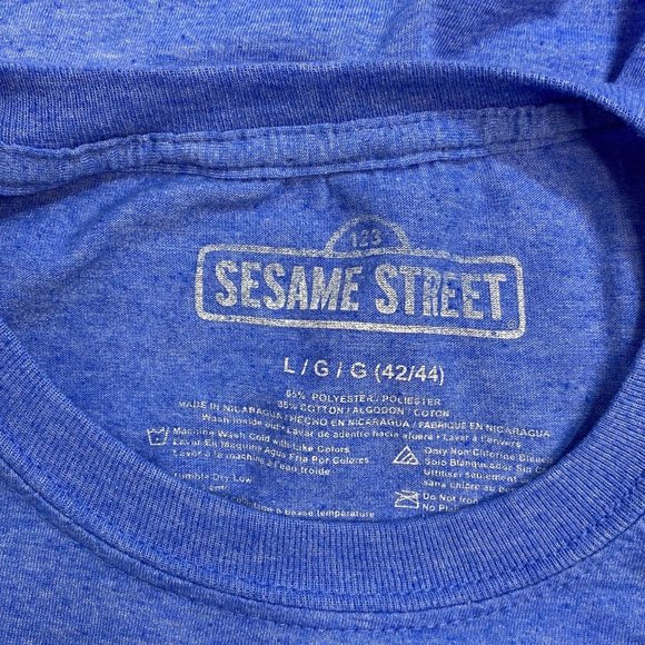 Sesame St Theme Tee Blue Yellow Graphics Short Sleeve See Measurements Adult L - Picture 2 of 5